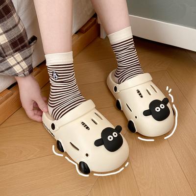 Летние тапочки с мультяшным милым ягненком на толстой подошве с закрытым носком