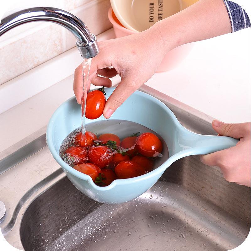 Пластиковый утолщенный половник для душа для младенцев с длинной ручкой ARI