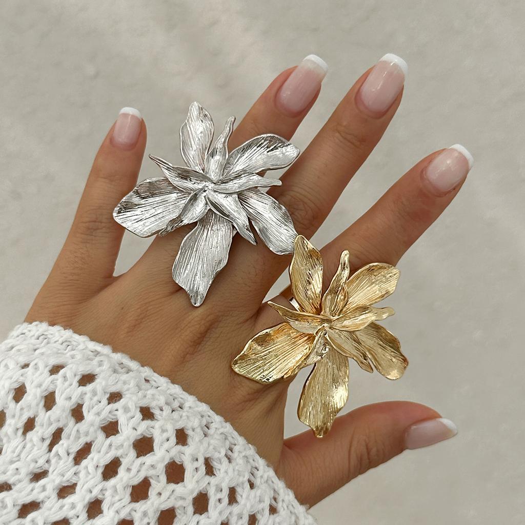 Exaggerated Bilayer Big Flower Ring for Women Personality Metal Punk Party Finger Ring Jewelry Accessories