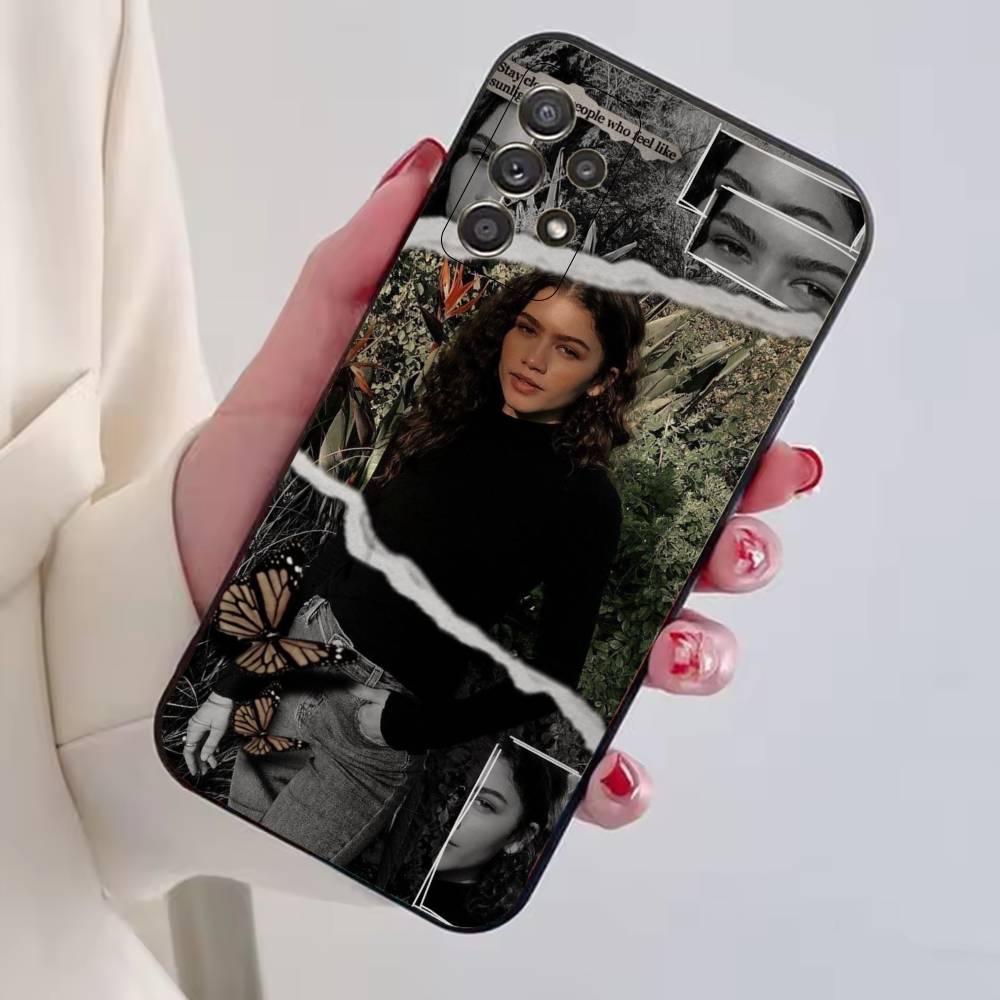 Z-Zendaya Hot Actress Phone Case For Samsung S25,S24,S21,S22,S23,S30,Ultra,S20,Plus,Fe,Lite,Note,10,Black Cover