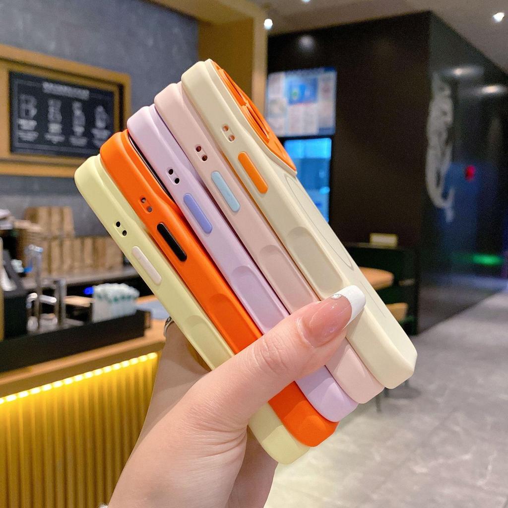 Совместимый чехол для iPhone 17 Pro Max, двухцветный магнитный, в стиле жидкого силикона, защита от падений для iPhone 16, 15 Pro.