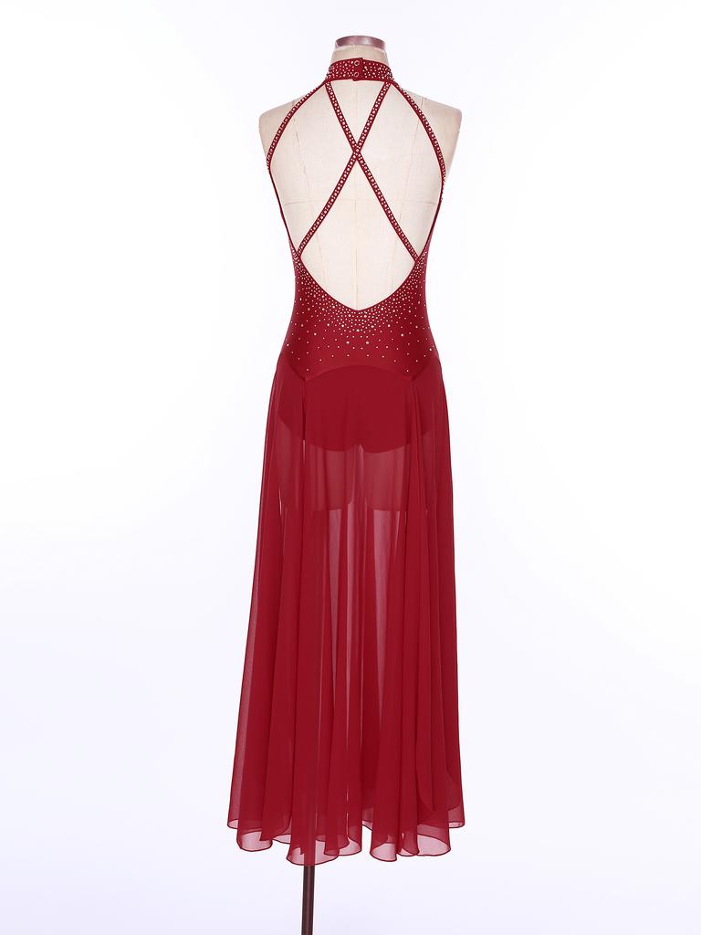 Женский костюм для лирического танца с халтером, бретелями на спине, блестящими стразами и разрезом для сцены