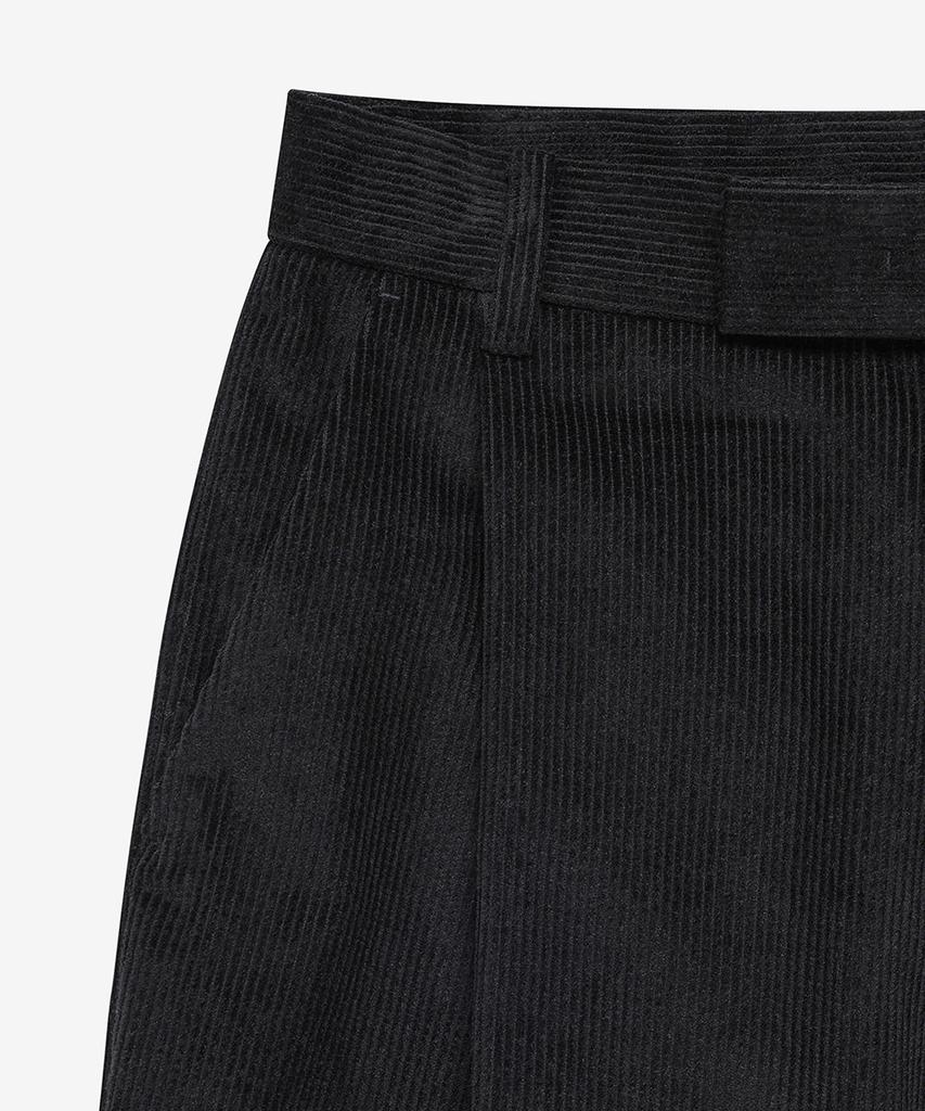 NOIRER Corduroy One-Pleat Wide Pants (Black)
