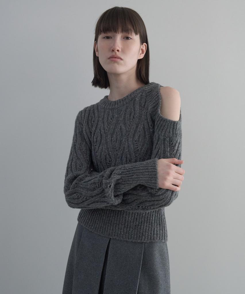 Dito Shoulder Cut-Out Cable Pullover [Grey]