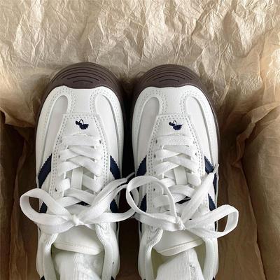 Оригинальные нишевые ретро женские осенние новые дышащие маленькие белые туфли универсальные повседневные кеды прилив