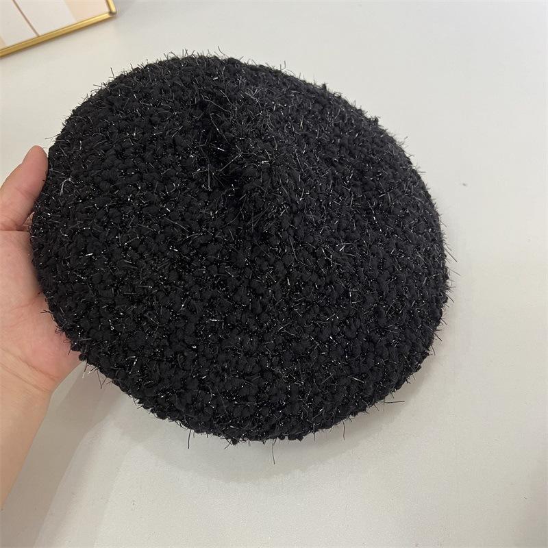 Trendy Shiny Peacock Yarn Beret Female British Retro Bud Hat Versatile Face Small Knitted Painter Hat