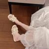 Xiaoxiangfeng flat-bottomed slippers women's outer wear 2025 summer new soft-bottomed fairy versatile pearl seaside sandals