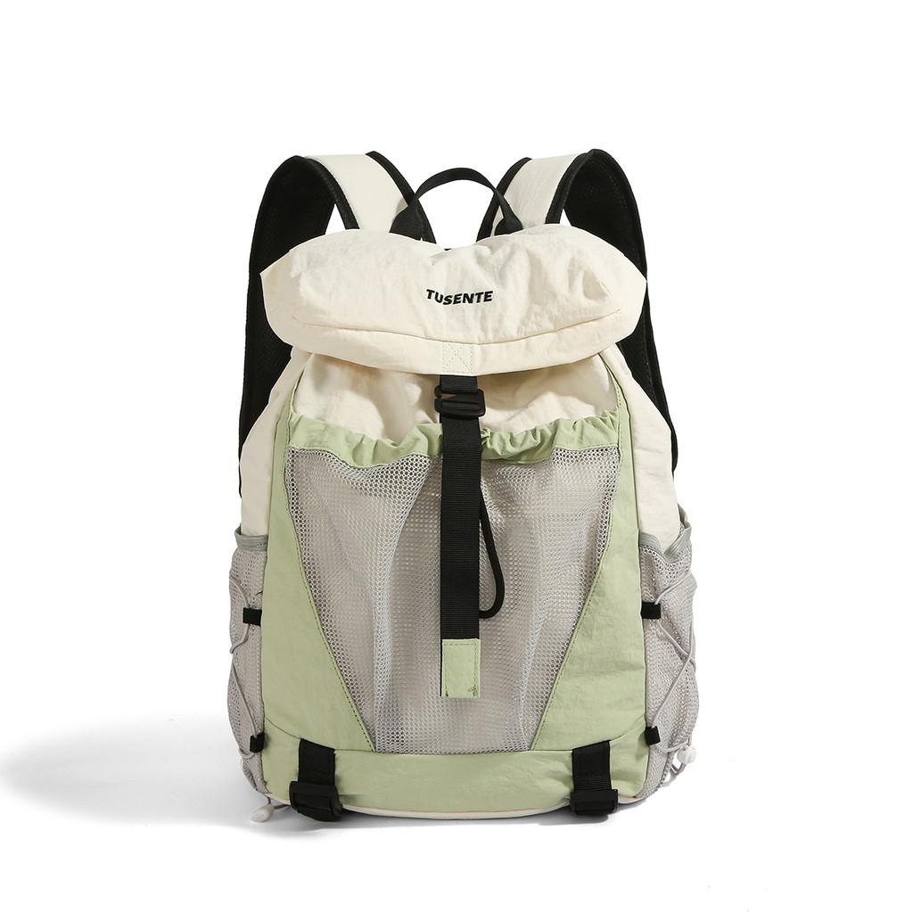 Lightweight Hiking Daypack For Women With Colorblocking Pattern And Capacity