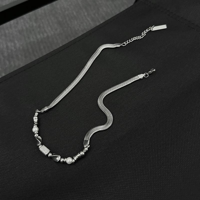 Irregular High-end Clavicle Chain Men's Niche Design Snake Bone Necklace Couple Light Luxury Non-fading Neck Chain Accessories