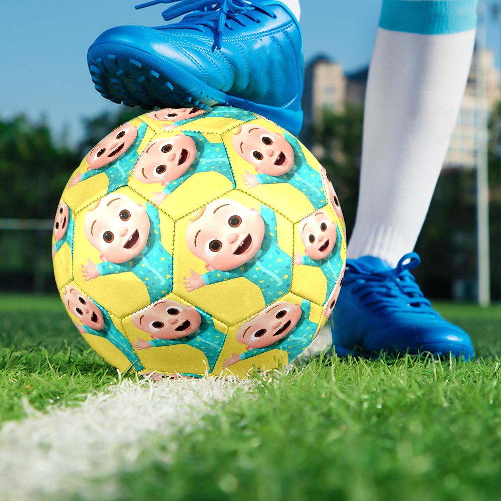 CoComelon Theme Size 5 Soccer Ball, Suitable for Both Indoor and Outdoor Matches, a Gift Suitable for Everyone.