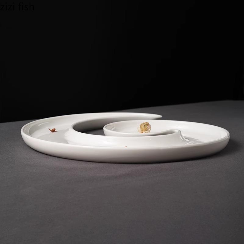 Однотонная Г-образная керамическая тарелка для рыбы, креативная изогнутая тарелка для закусок с подносом, фирменная посуда для ресторана