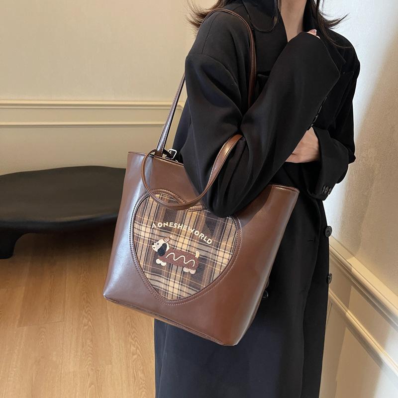 Retro large-capacity armpit bag autumn and winter women's bag 2025 new commuter tote bag fashion single shoulder double shoulder dual-purpose bag