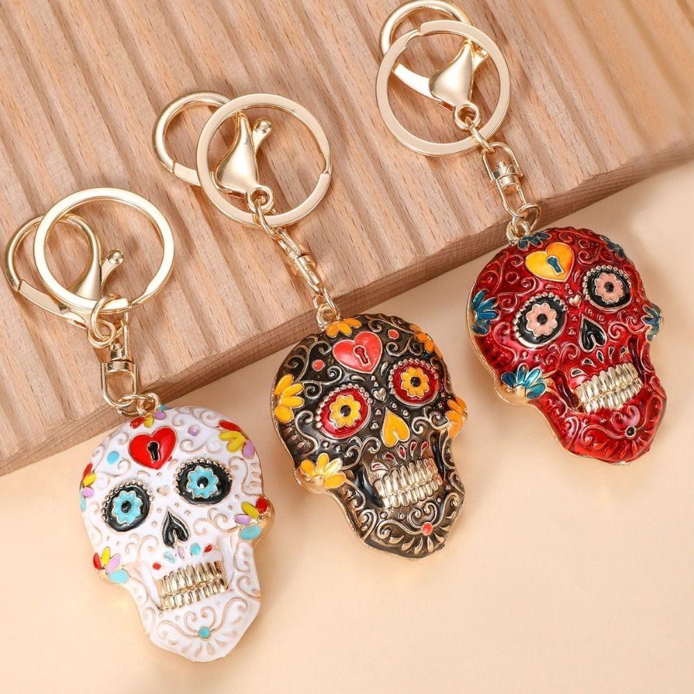 Goth Style Skull Keychains with Buckle Skull Key Chain Pedant Skeleton Keyring Halloween Gifts