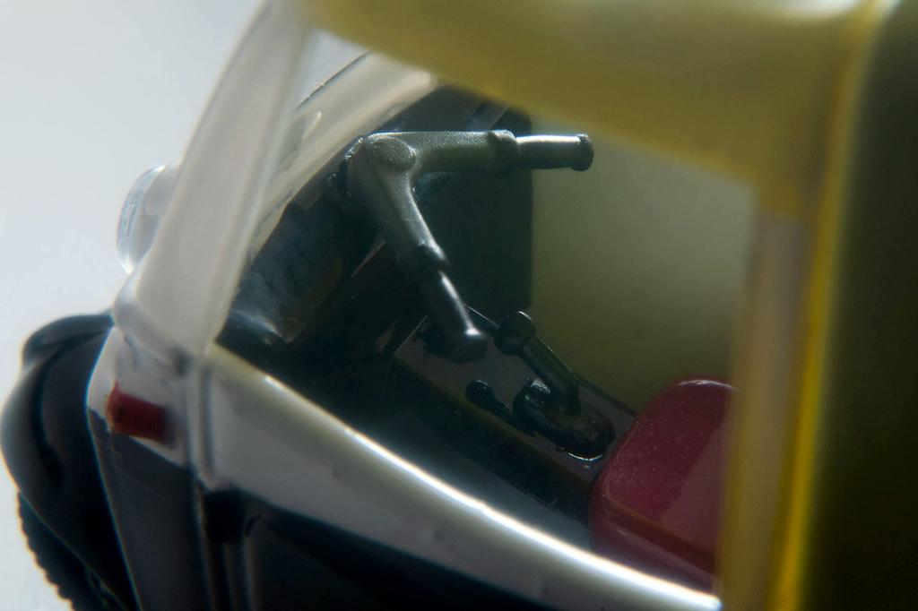 TOMYTEC Tomica Limited Vintage Daihatsu Midget Patrol Car Finished Product 315001 1/64 LV-197a