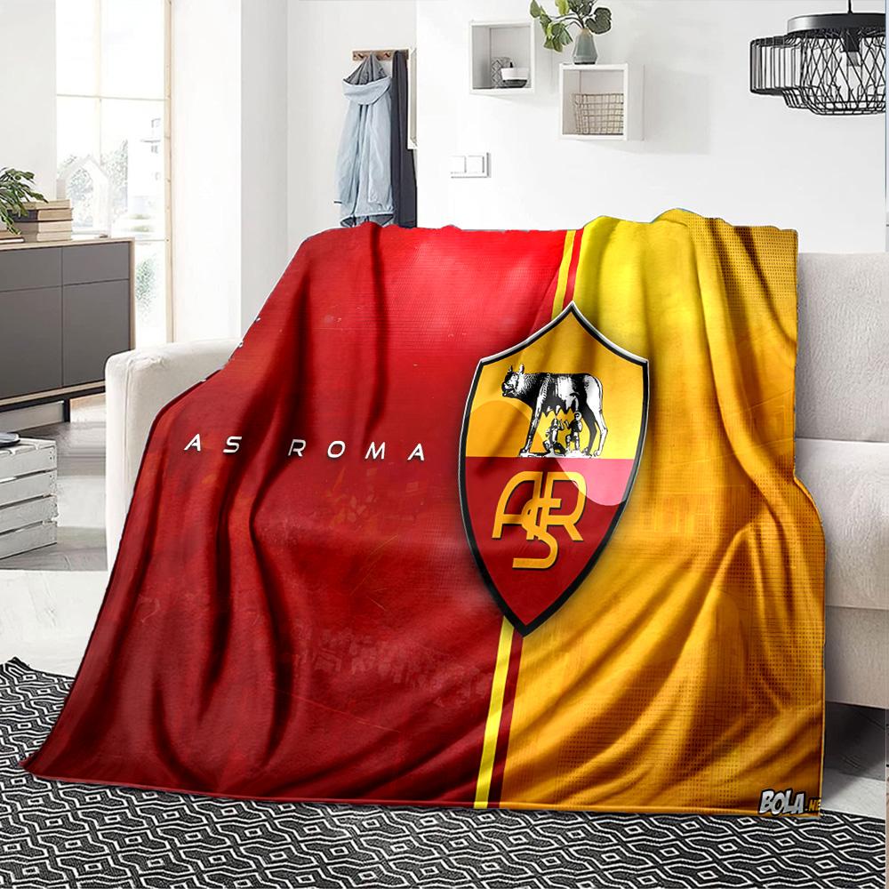 Roma Football Club Crest Flannel Blanket, Soft Polyester, Modern Design, All-Season for Camping, Travel, Gifts for holidays or birthdays