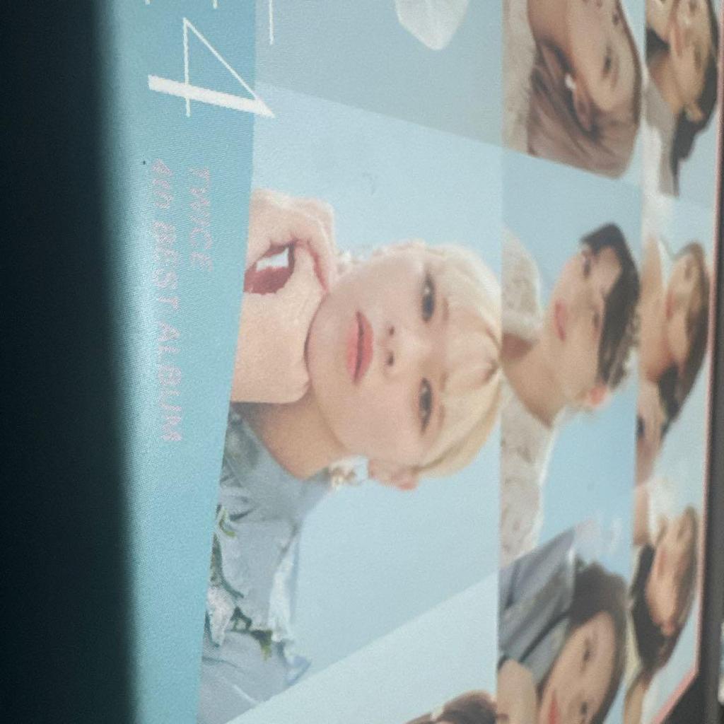 [Б/У] Альбом TWICE TWICE4 с торговой карточкой