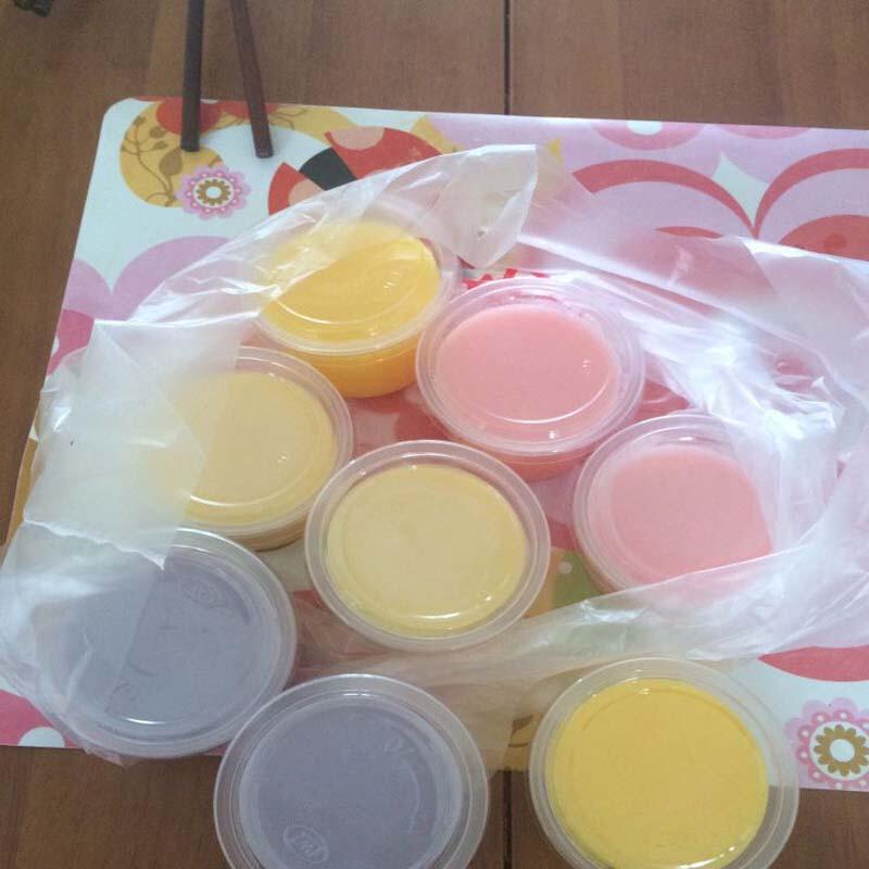 Disposable 4 oz Pudding Cups with Lids