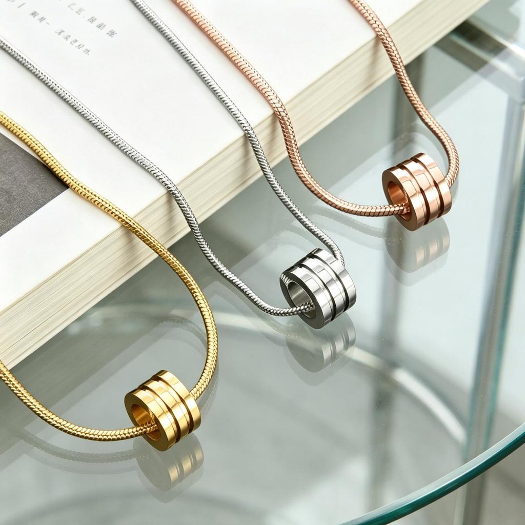 Minimalist Stainless Steel Round Clavicle Necklace - Slim & Stylish