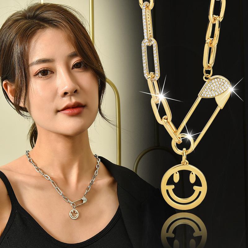 Элегантное титановое ожерелье на осень-зиму с кулоном в виде улыбающегося лица для модных женщин и мужчин