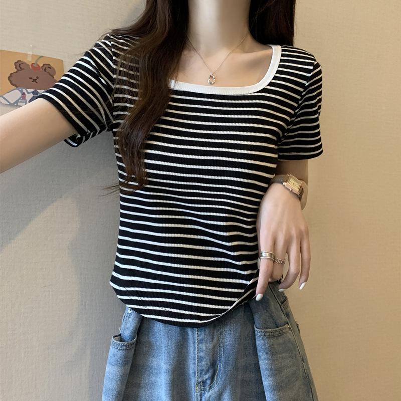 Striped Design and Salt-like U-neck Contrasting Color New Slim Short-sleeved T-shirt for Women Loose and Slim Hong Kong Style