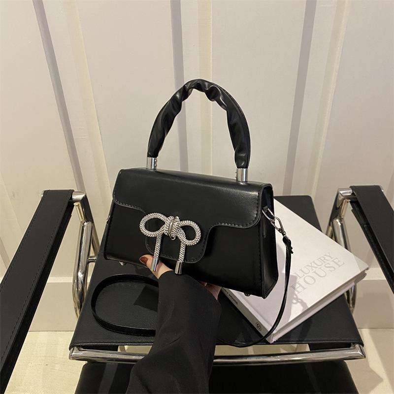 Модная корейская простая и модная плиссированная сумка для весны и лета, новая стильная сумка через плечо, маленькая квадратная сумка