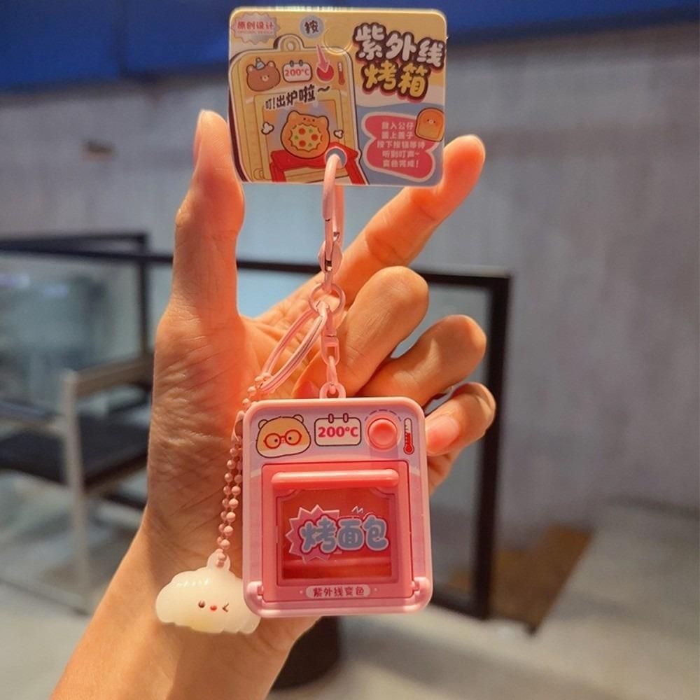 Cute Mini Oven Keychain Interactive Mini Kitchen Toy Simulation Baking Food Key Ring Backpack