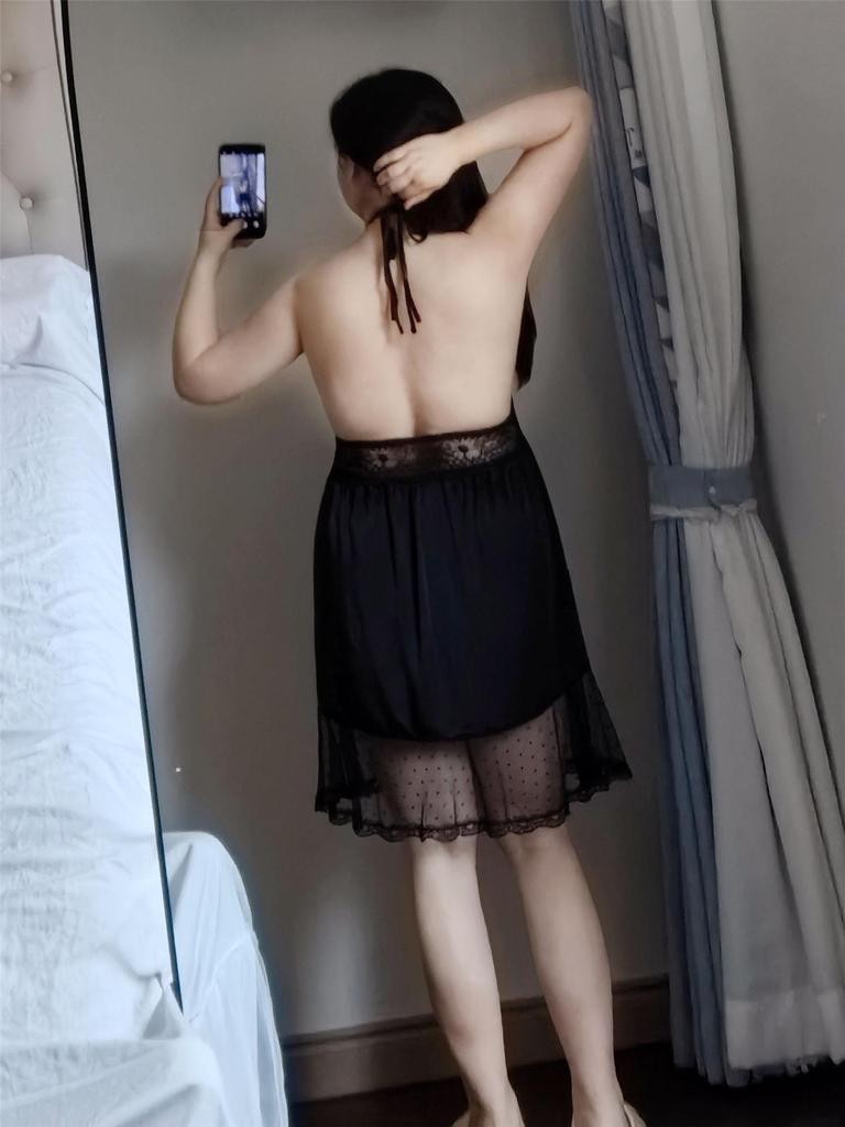 Plus Size Light Luxury Lace Ice Silk Two-Piece Pajama Set with Chest Pads