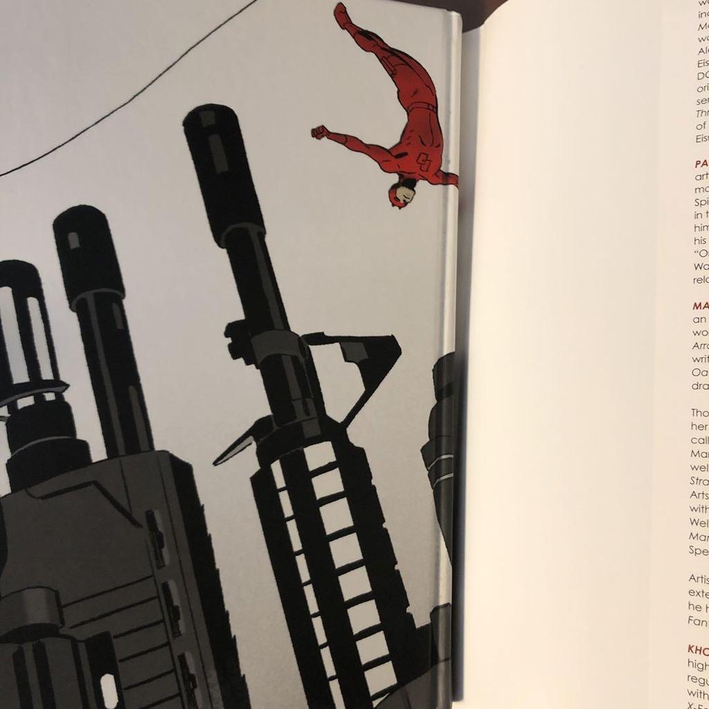 [Б/У] Сорвиголова от Марка Уэйда - Том 1 (Английская книга)