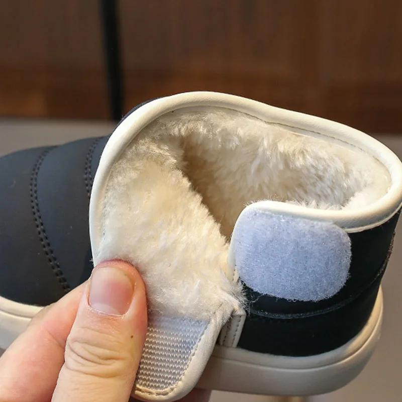 Детская обувь для девочек, зимние сапоги, зимняя мягкая обувь для маленьких девочек, меховая детская обувь для мальчиков, кожаная обувь, нескользящие короткие сапоги