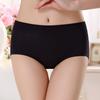 Women's Seamless Cotton Panties - Mid-Waist Solid Color Briefs for Autumn and Winter