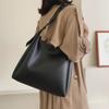 New Arrival Retro Fashion Women's Versatile Large Capacity Bucket Shoulder Bag