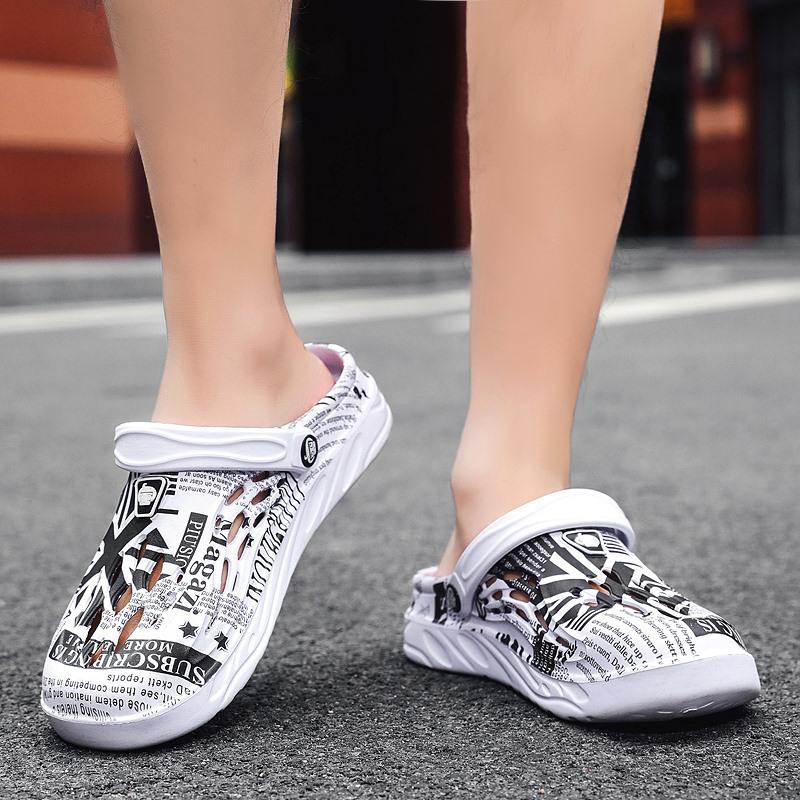 Men's Trendy Plus Size Closed-Toe Clog Sandals - Breathable Fashion Outdoor Slippers