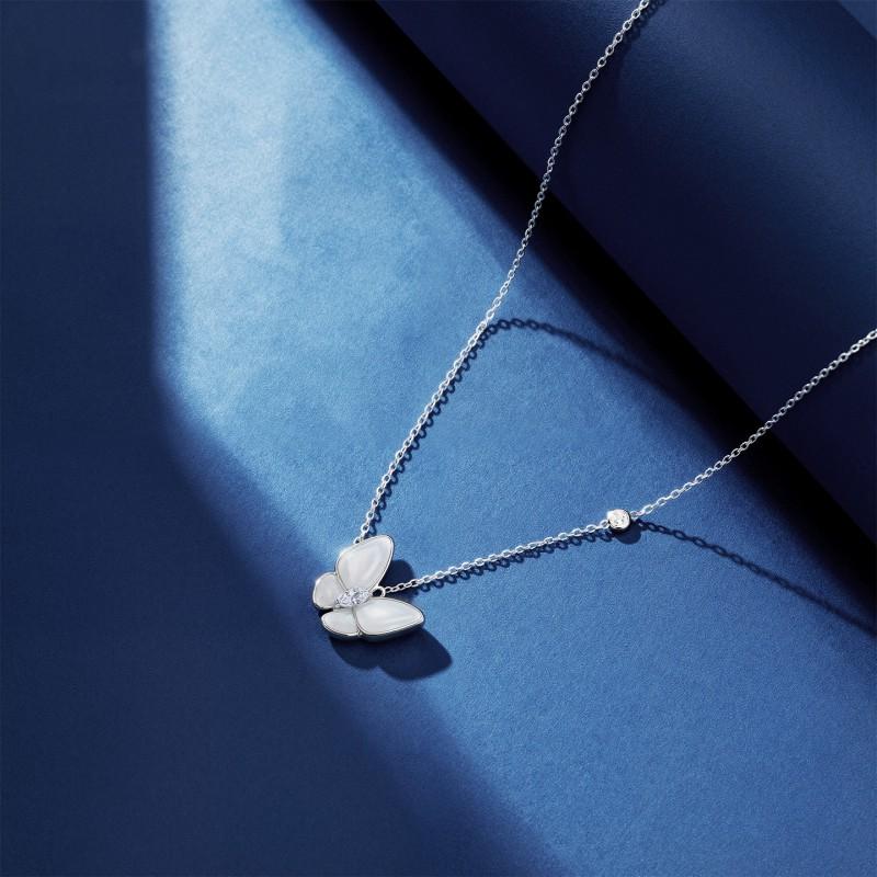 Butterfly Necklace Women Hypoallergenic With Shell Pendant Daily Versatile Lightweight Jewelry