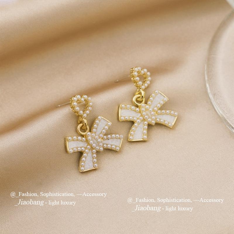 Серебряные игольчатые маленькие ароматные серьги-гвоздики с жемчугом в виде цветка ветра, легкие роскошные серьги в стиле знаменитостей, элегантные серьги в стиле ретро, модные серьги High Sense