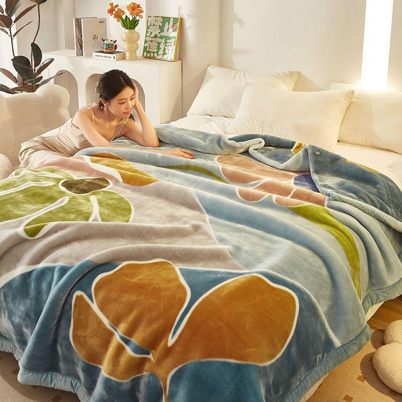 Raschel Warm Thick Blanket Double Layered Winter Coral Fleece Blanket Student Dorm Soft Bed Sheet Queen Sized Comfortable Quilt