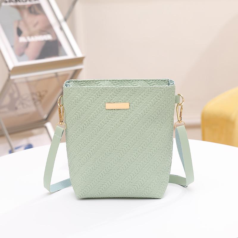 Small Bag Women's Embossed Woven Bucket Bag, a New Autumn Women's Shoulder Messenger Bag