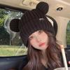 Вязаная шапка с кошачьими ушками для женщин на осень и зиму Теплая и с толстой защитой ушей Зимний стиль Милая, подчеркивающая маленькое лицо, Студенческая шерстяная шапка