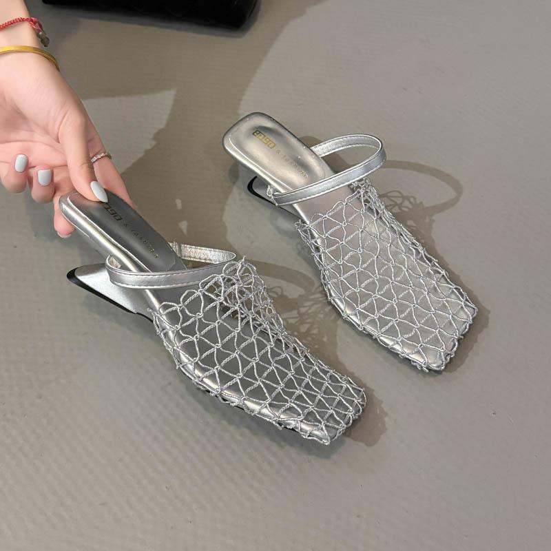 Новые Популярные Летние Тапочки Сандалии Вечерняя Обувь для Женщин Странный Стиль Квадратный Носок Мелкая Узкая Плетеная Лента На Слипонах