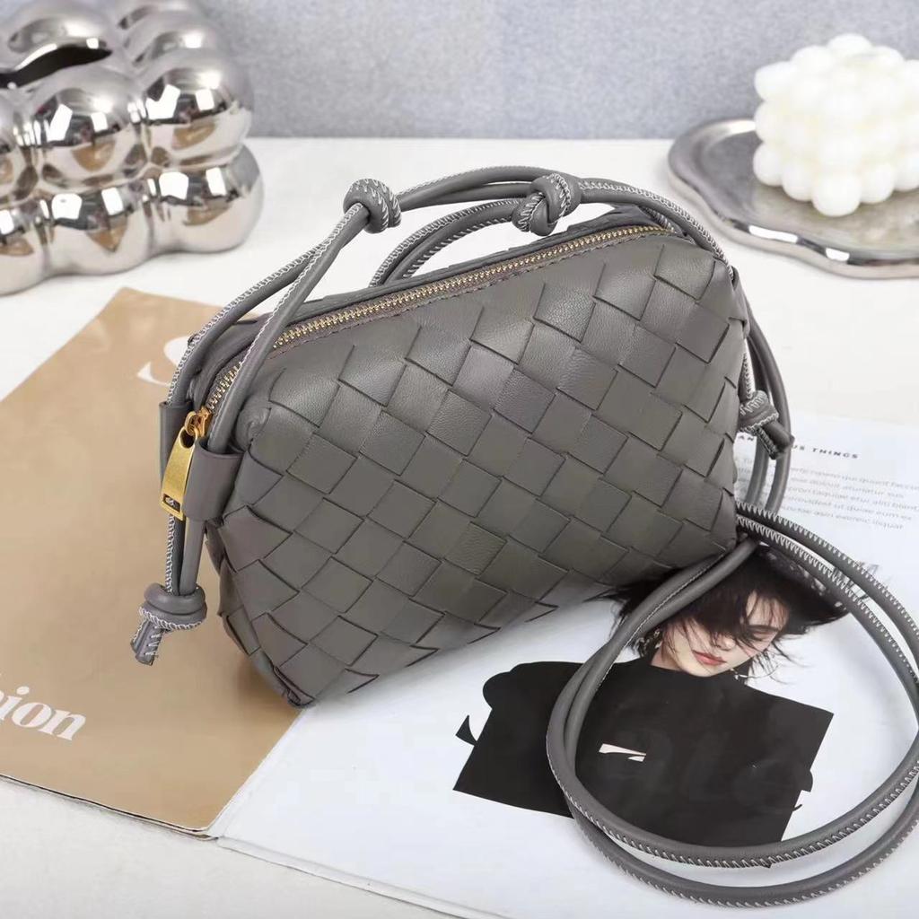 Новая мини-сумка квадратной формы из овчины, ручная работа, плетеная сумка через плечо для телефона, сумка для фотокамеры, женская сумка на одно плечо