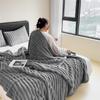 Одеяло из искусственного плюша с кроликом