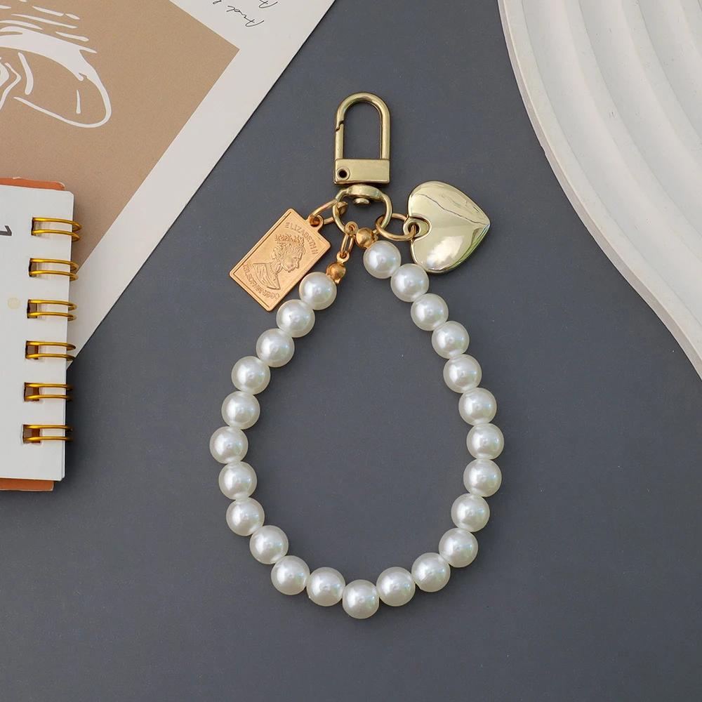 Retro Pearl Keychains for Women Bag Backpack Decor Keyring Metal Round Tag Pendant Mobile Phone Beaded Key Chain DIY Jewelry