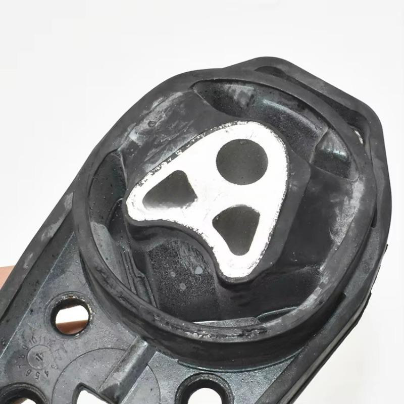 GN116P082BC Engine Mounts AT for Ford EcoSport 18 1.0 GN1Z6068D 2140814