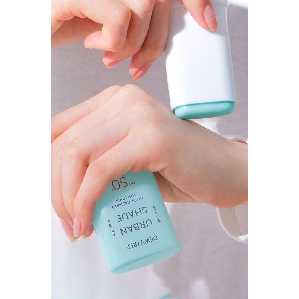 DEWYTREE Солнцезащитный стик Urban Shade Cool Calming SPF50+ PA++++, 20 г, 6 шт.