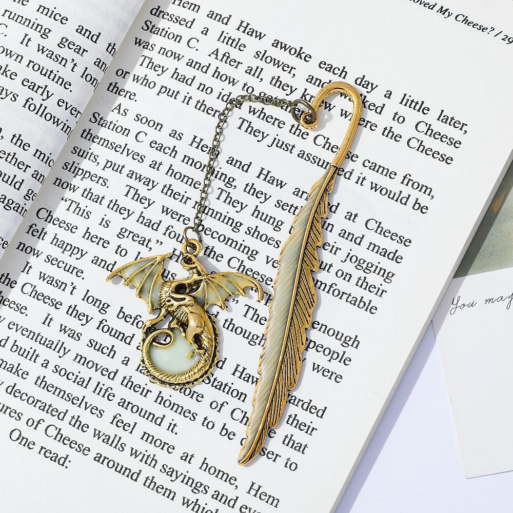 Vintage Feather Dragon Metal Bookmarks Unique Luminous Dragon Pendant Charms for Book Lovers Cool Bookmark Gifts School Supplies