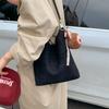Simple Small Bag, Portable Shoulder Bag, Women's 2025 Winter New Versatile High-end Texture Light Luxury Bucket Bag