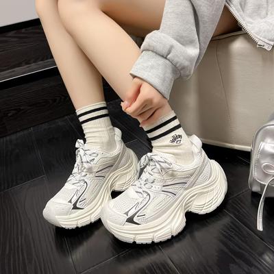 Повседневная спортивная обувь на толстой подошве, увеличивающая рост, сверхлегкая, дышащая, на шнуровке, женская, однотонная, сетчатая, дышащая спортивная обувь в стиле ретро