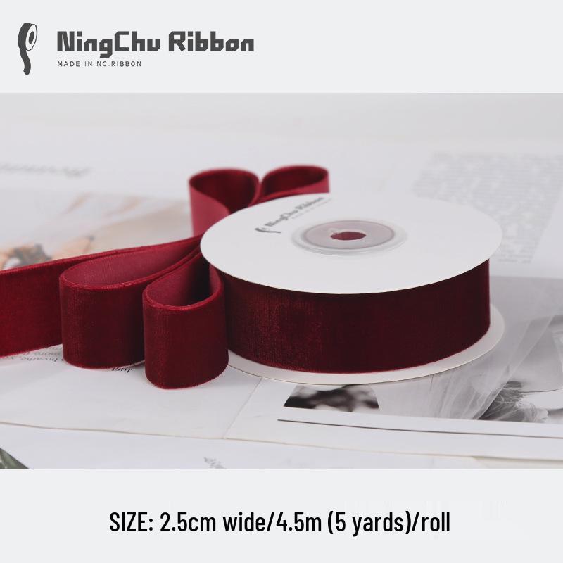 Бордовая бархатная флокированная лента для изготовления бантов своими руками и упаковки подарков