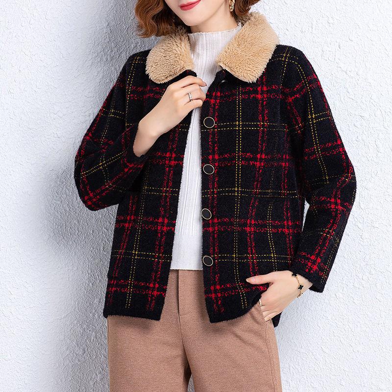 Winter Short Thickened Coat with Turn-Collar Plaid Shawl and Woolen Outerwear