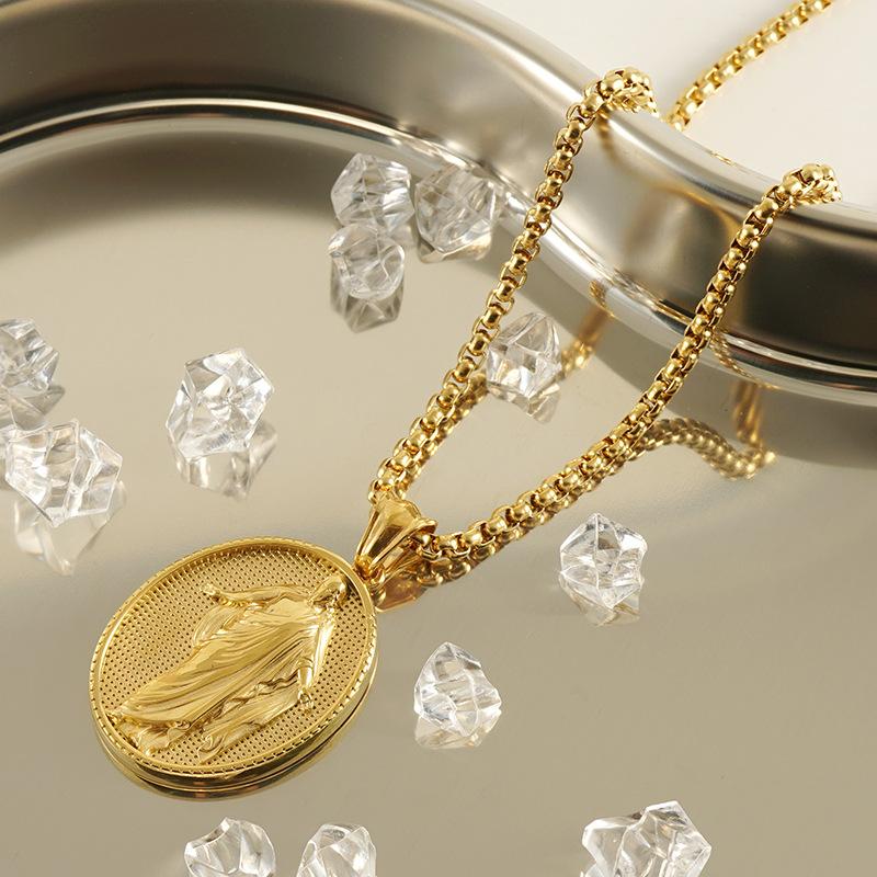 Personalized European and American style fashion stainless steel religious figure pendant clavicle chain titanium steel18k Atmospheric round sign