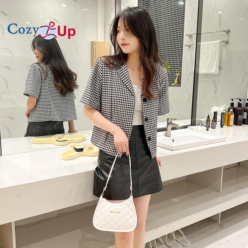 Cozy Up Embroidered Shoulder Bag Feels Like An Underarm Bag for Women